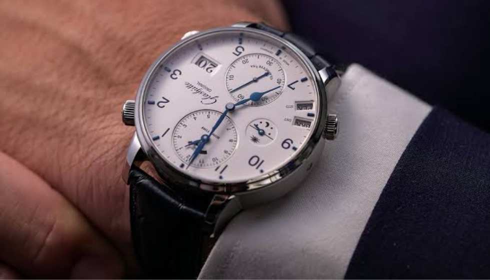 Express Love Best With Elegant Glashutte Original Watch Gift