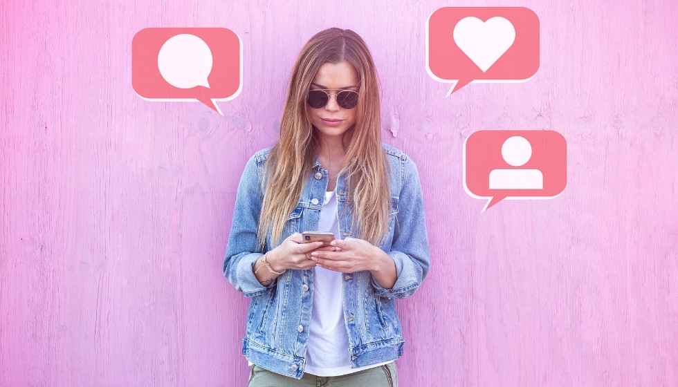 How Fashion Influencers can Earn by using Social Media Platforms