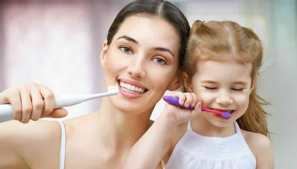 Oral Health: 10 Tips to Keep Your Gums Healthy