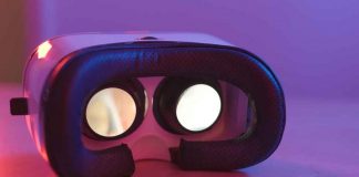 Virtual Reality Glasses