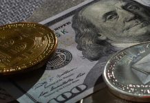 Bitcoin (BTC) vs Ethereum (ETH)